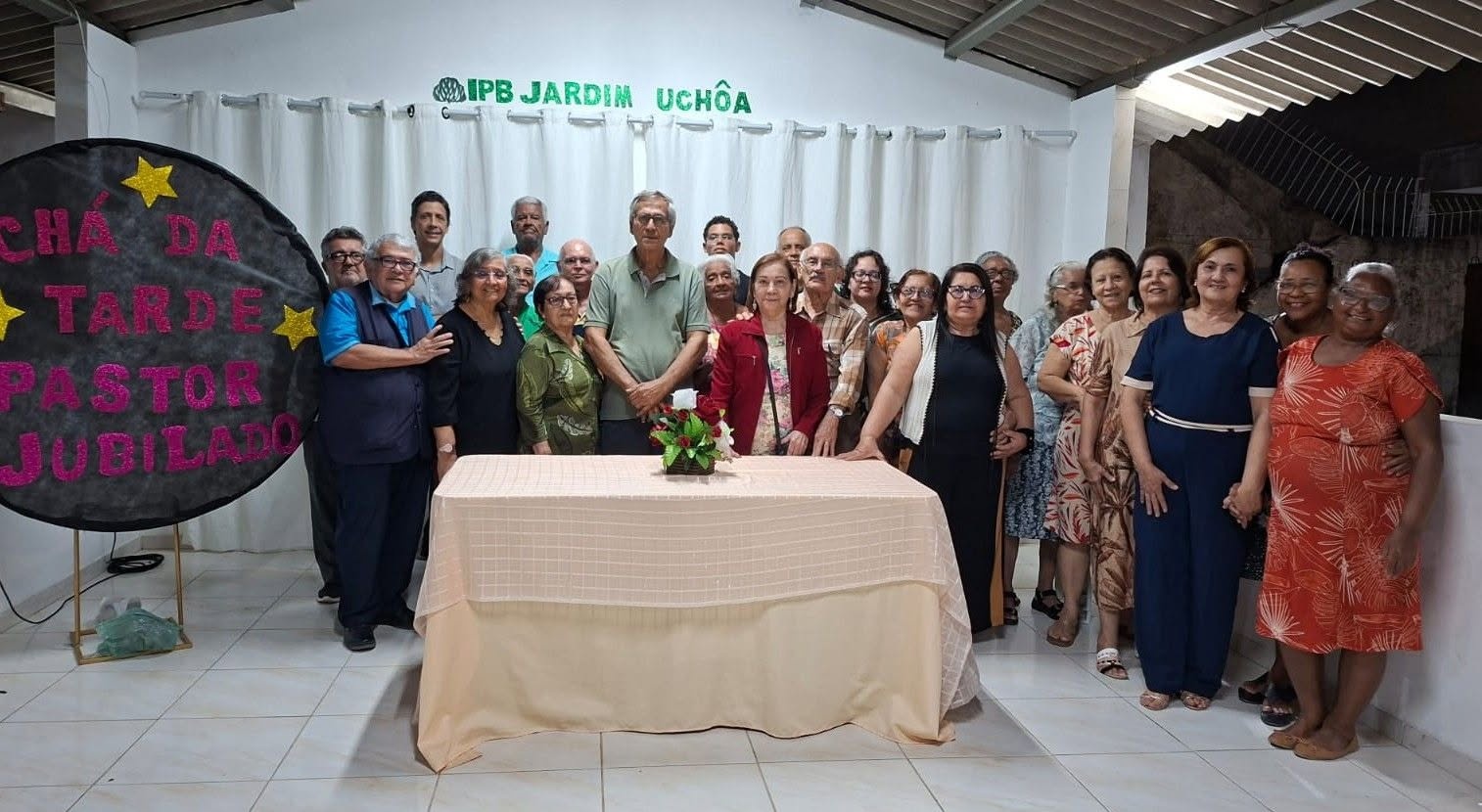 Rev. Pinho Borges prestigia Chá dos Jubilados do PCPE